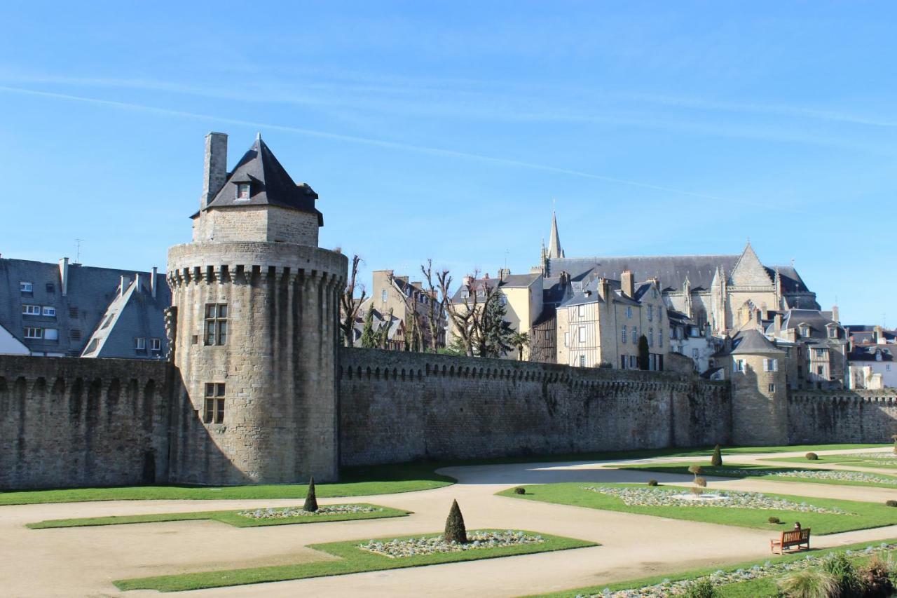 Vannes Lodge Exterior foto